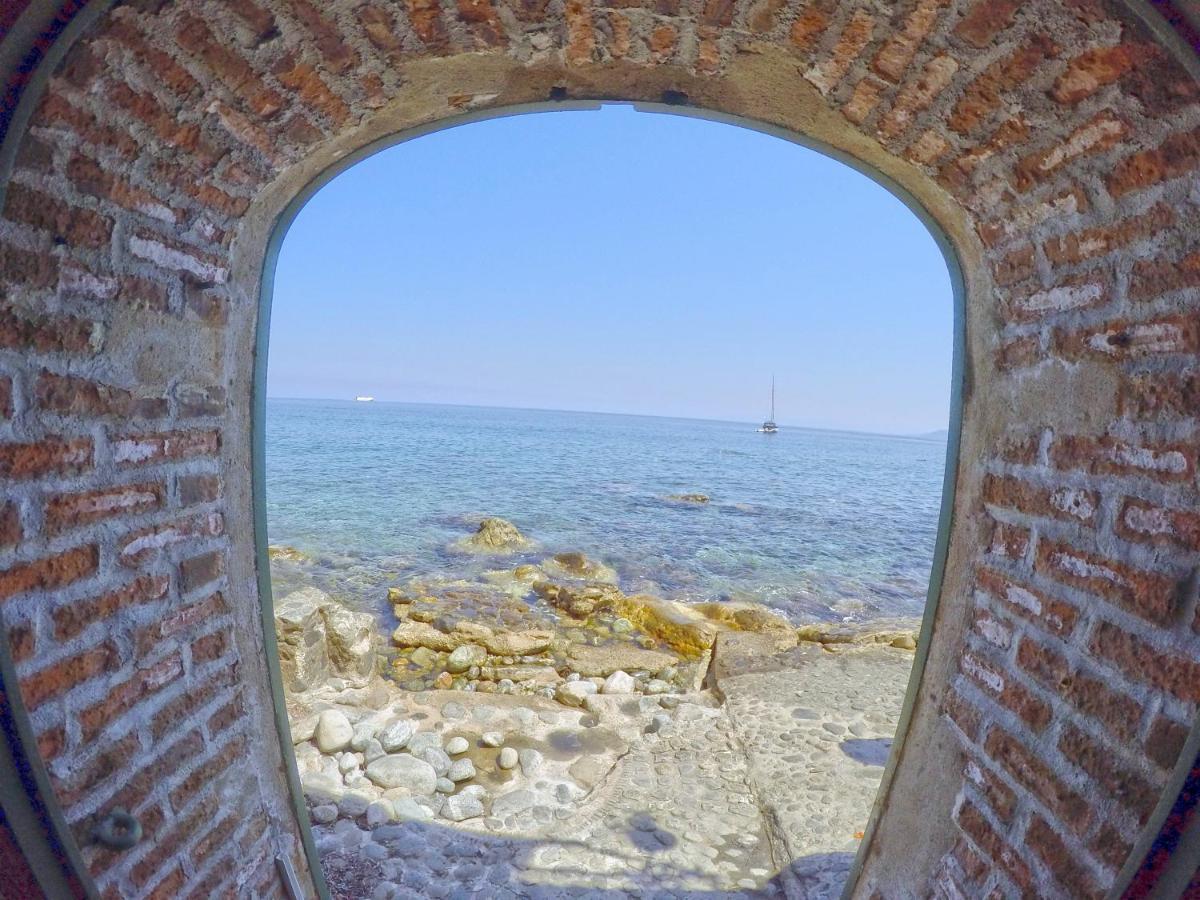 Bb Il Generale Bed and Breakfast Scilla Exteriör bild