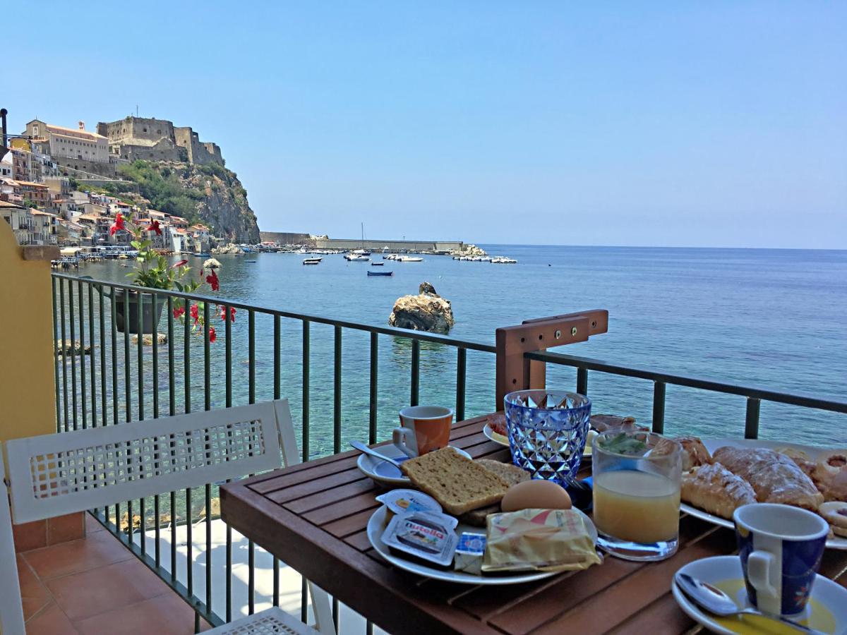 Bb Il Generale Bed and Breakfast Scilla Exteriör bild