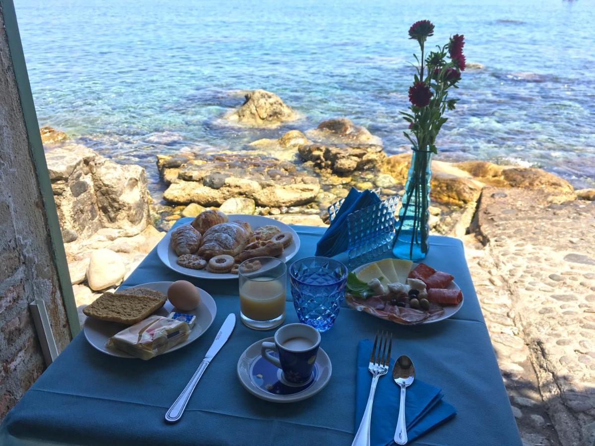 Bb Il Generale Bed and Breakfast Scilla Exteriör bild